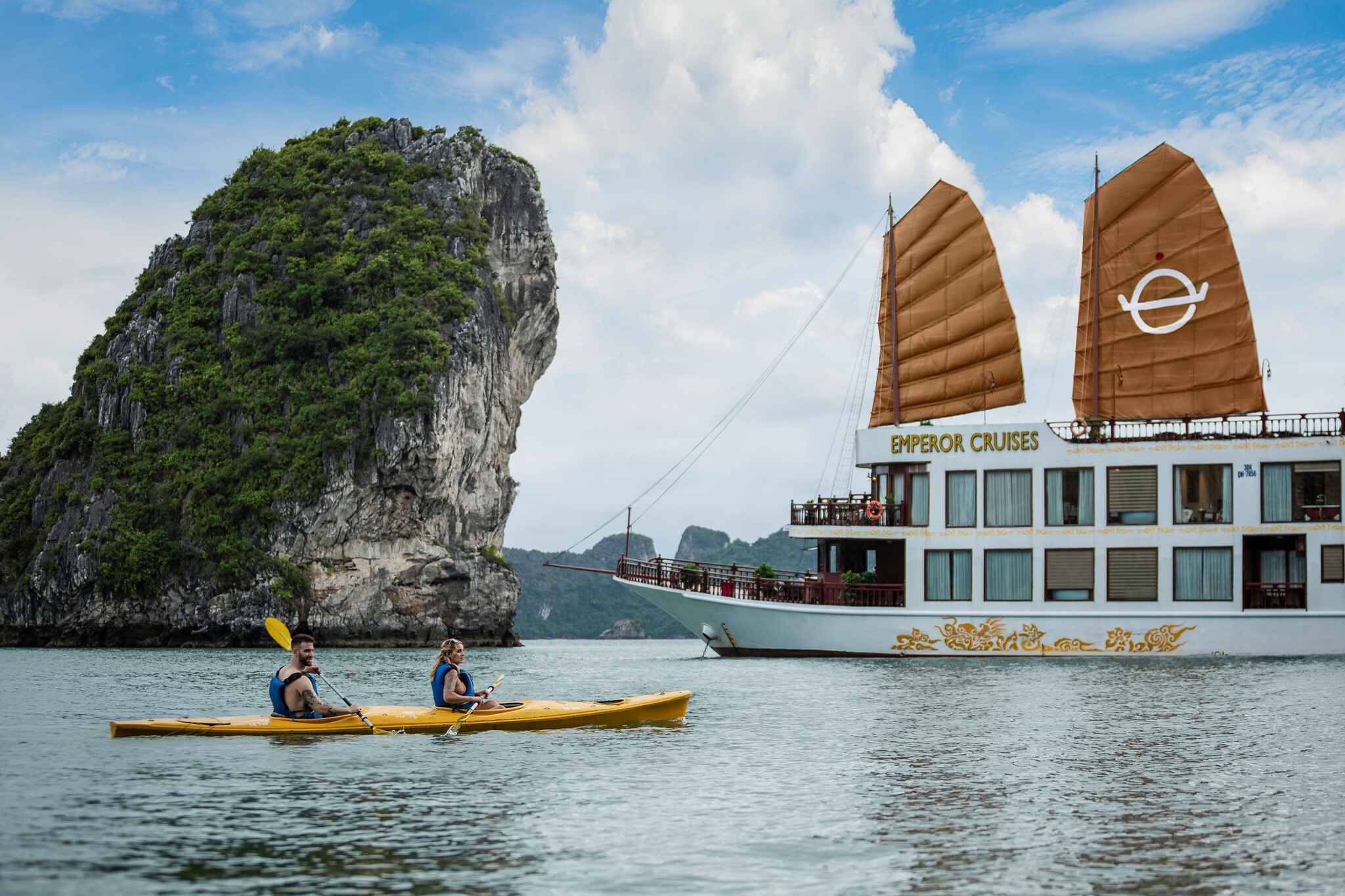 Tập đoàn Du thuyền Hạng sang - Lux Cruises 8