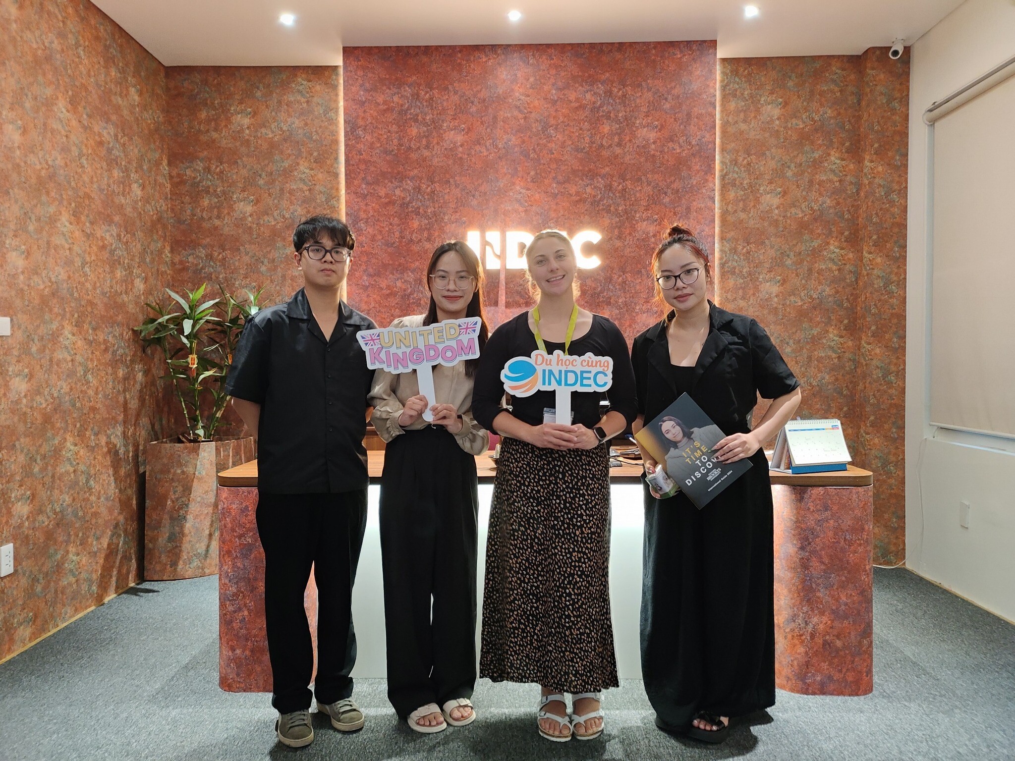 TƯ VẤN ĐẦU TƯ VÀ GIÁO DỤC TRÍ CƯỜNG (Du học INDEC) 4