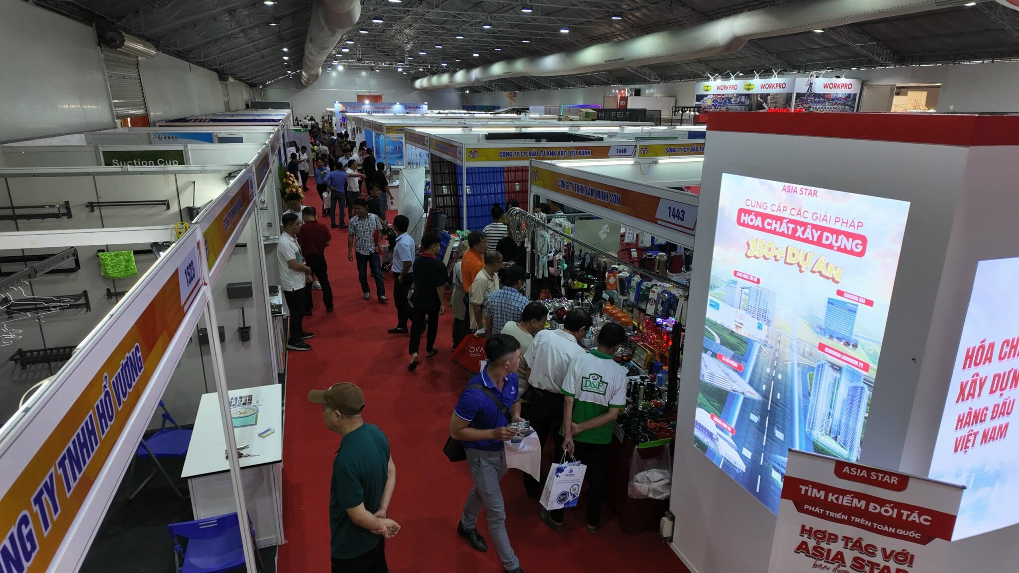 Tổ chức Triển lãm Quốc tế Xây dựng VIETBUILD 8