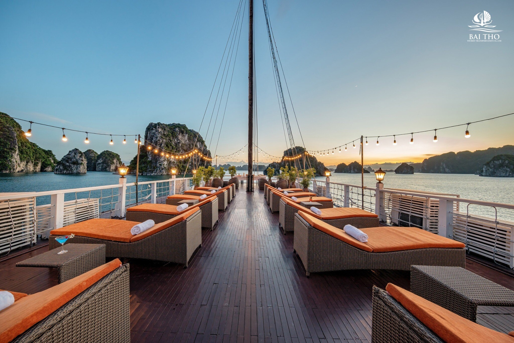 VẬN CHUYỂN KHÁCH BÀI THƠ 9