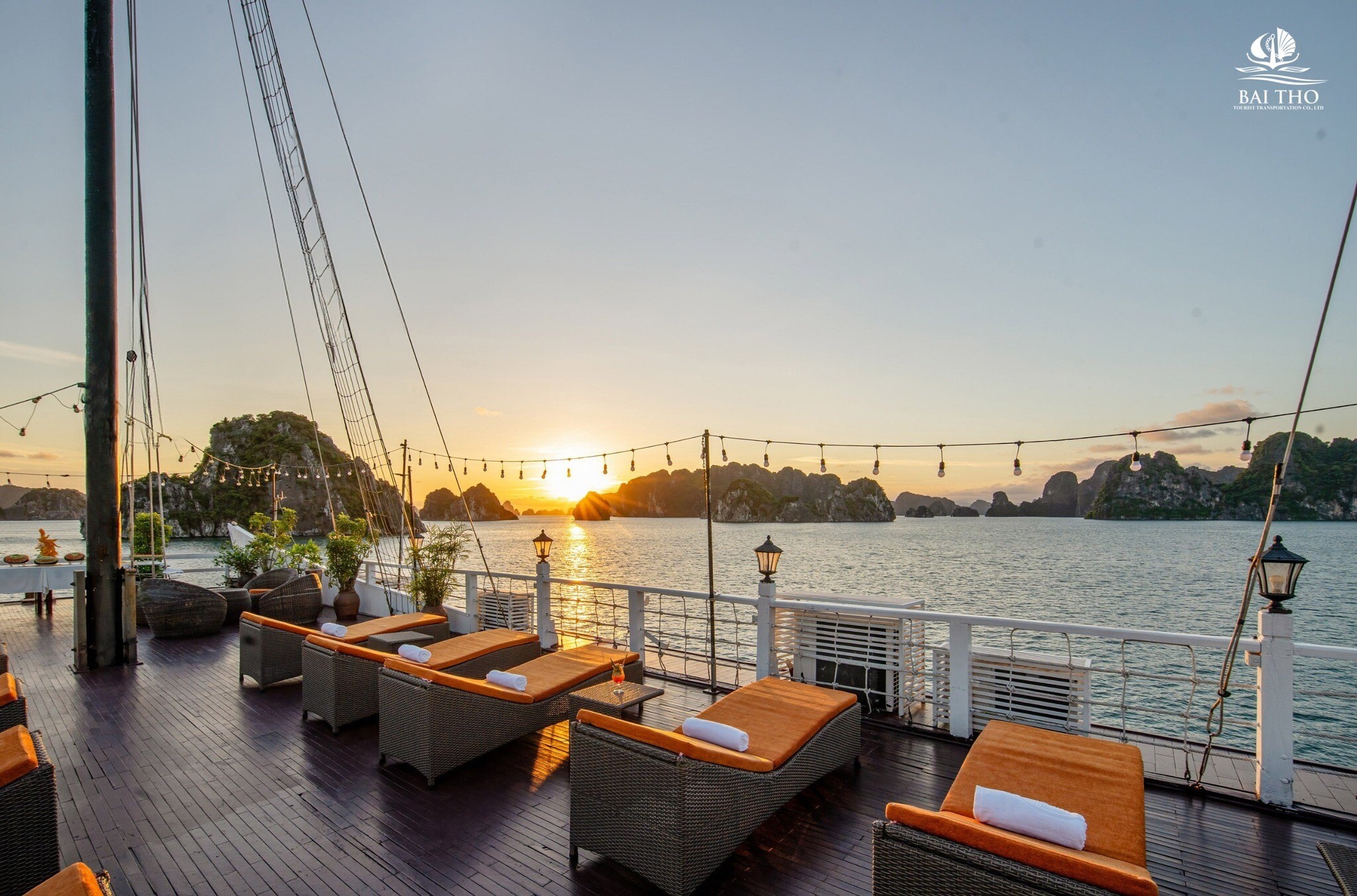 VẬN CHUYỂN KHÁCH BÀI THƠ 8