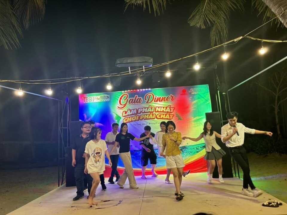 Công Nghệ Chân Trời 4