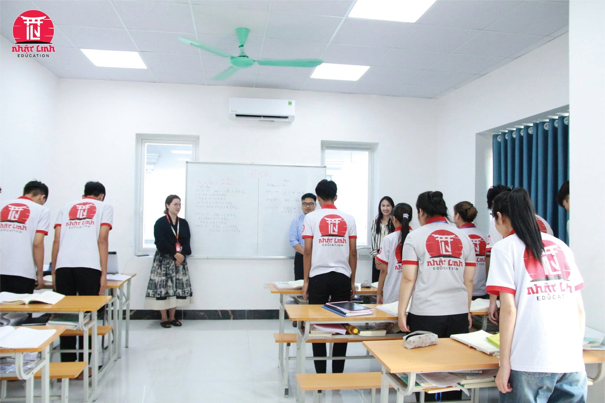 Tư Vấn Giáo Dục Nhật Linh 4