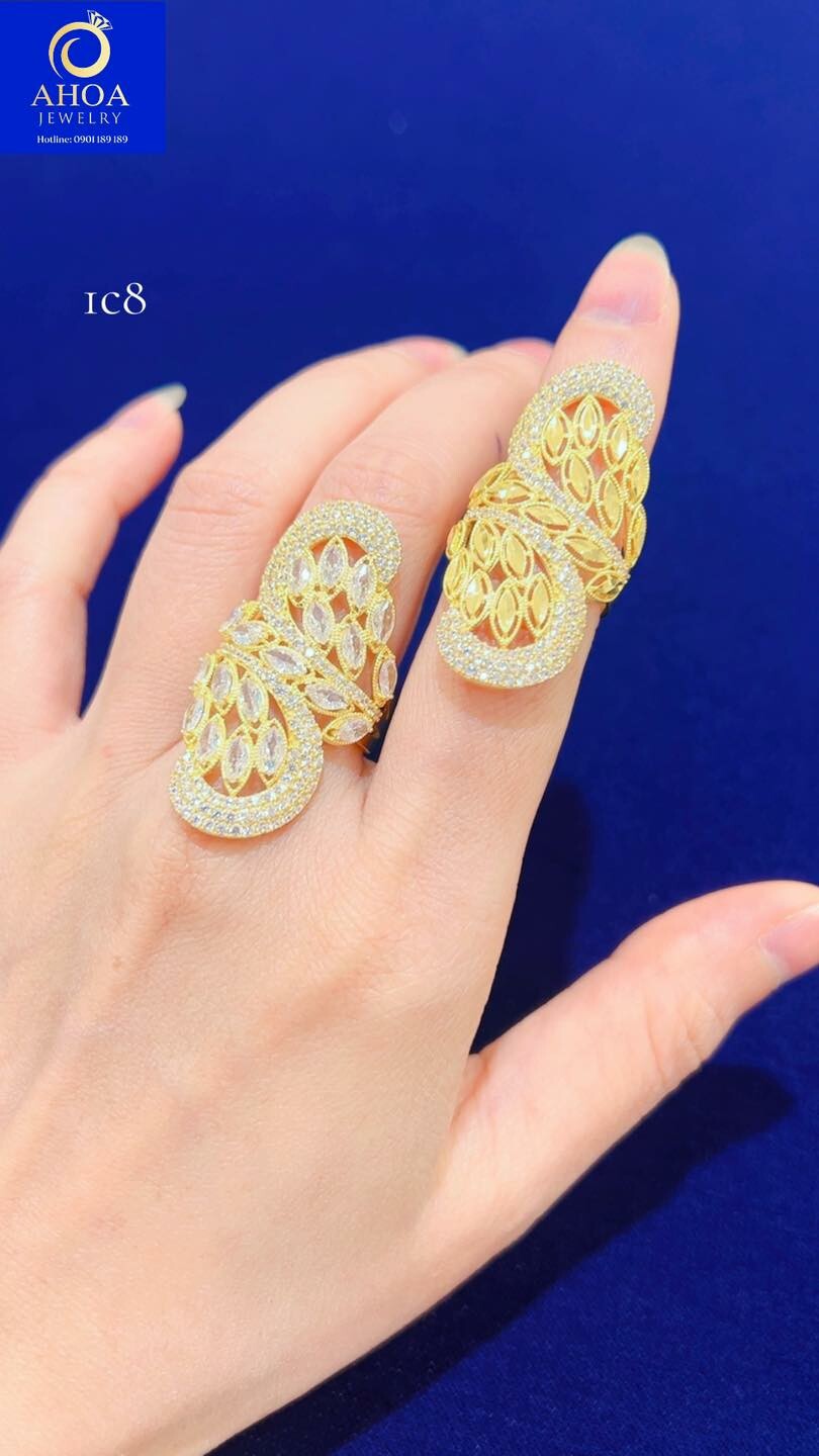 Vàng Bạc Đá Quý Hoà Hiếu 4