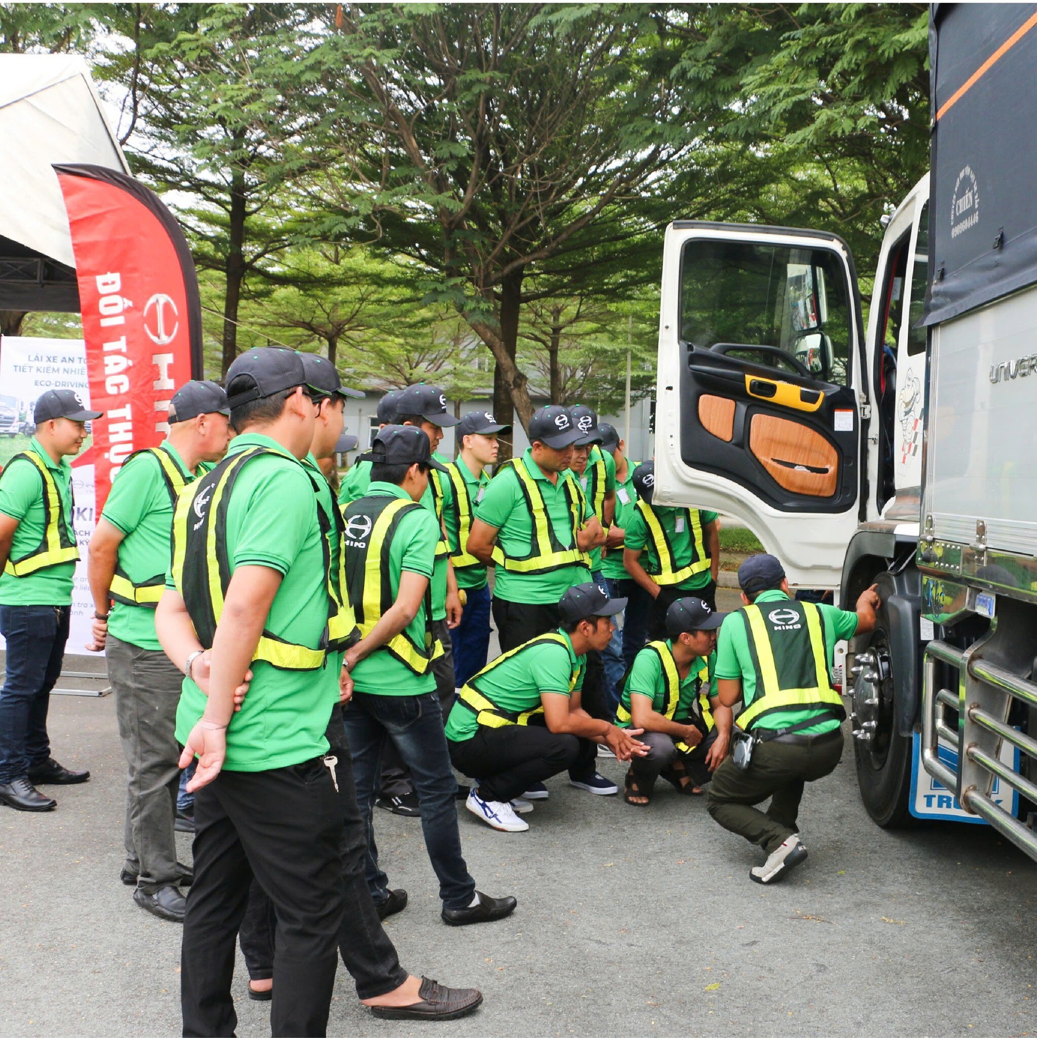 GIAO NHẬN TIẾP VẬN QUỐC TẾ - WR1 3