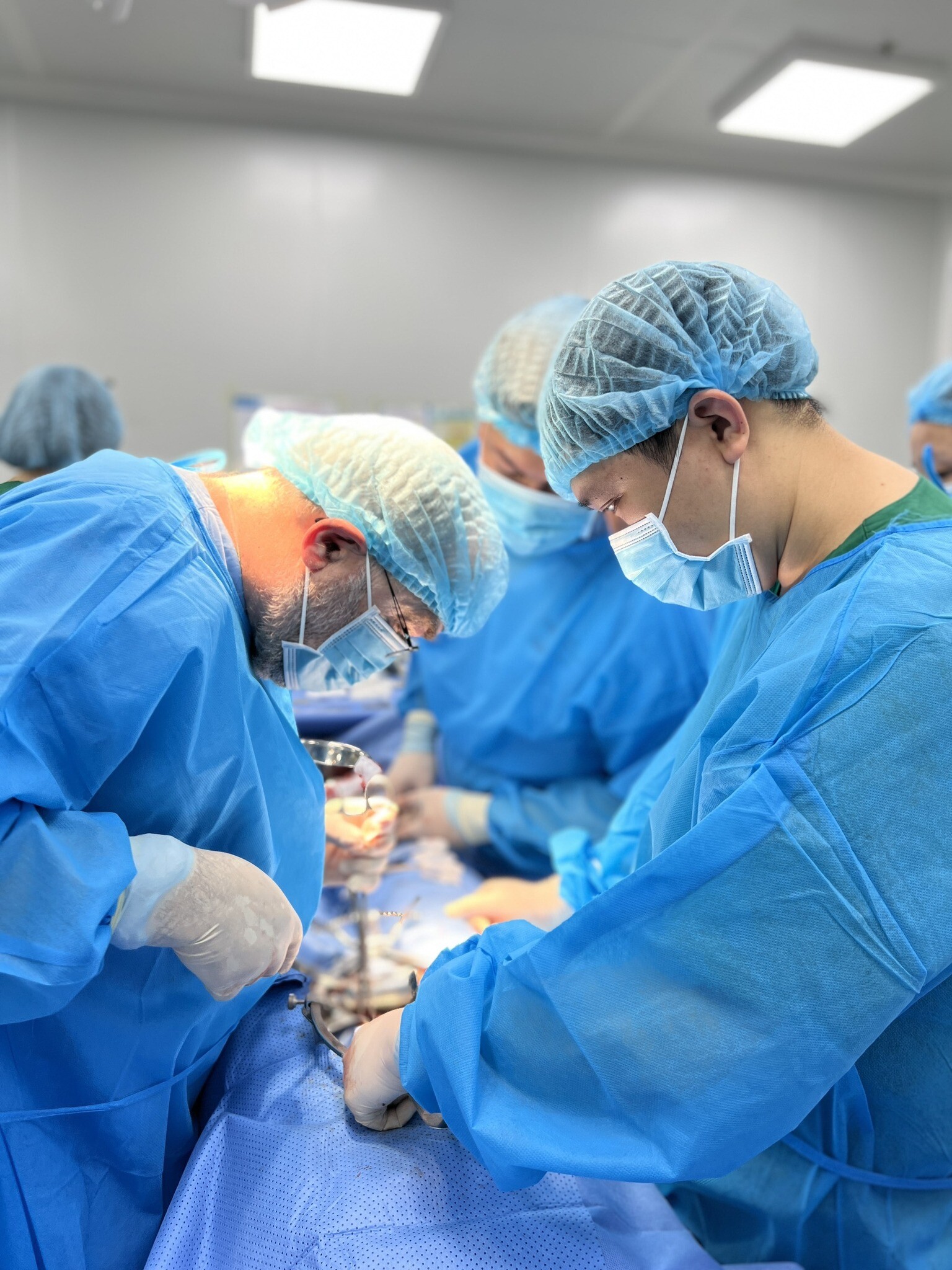 Bệnh Viện Hữu Nghị Lạc Việt 4