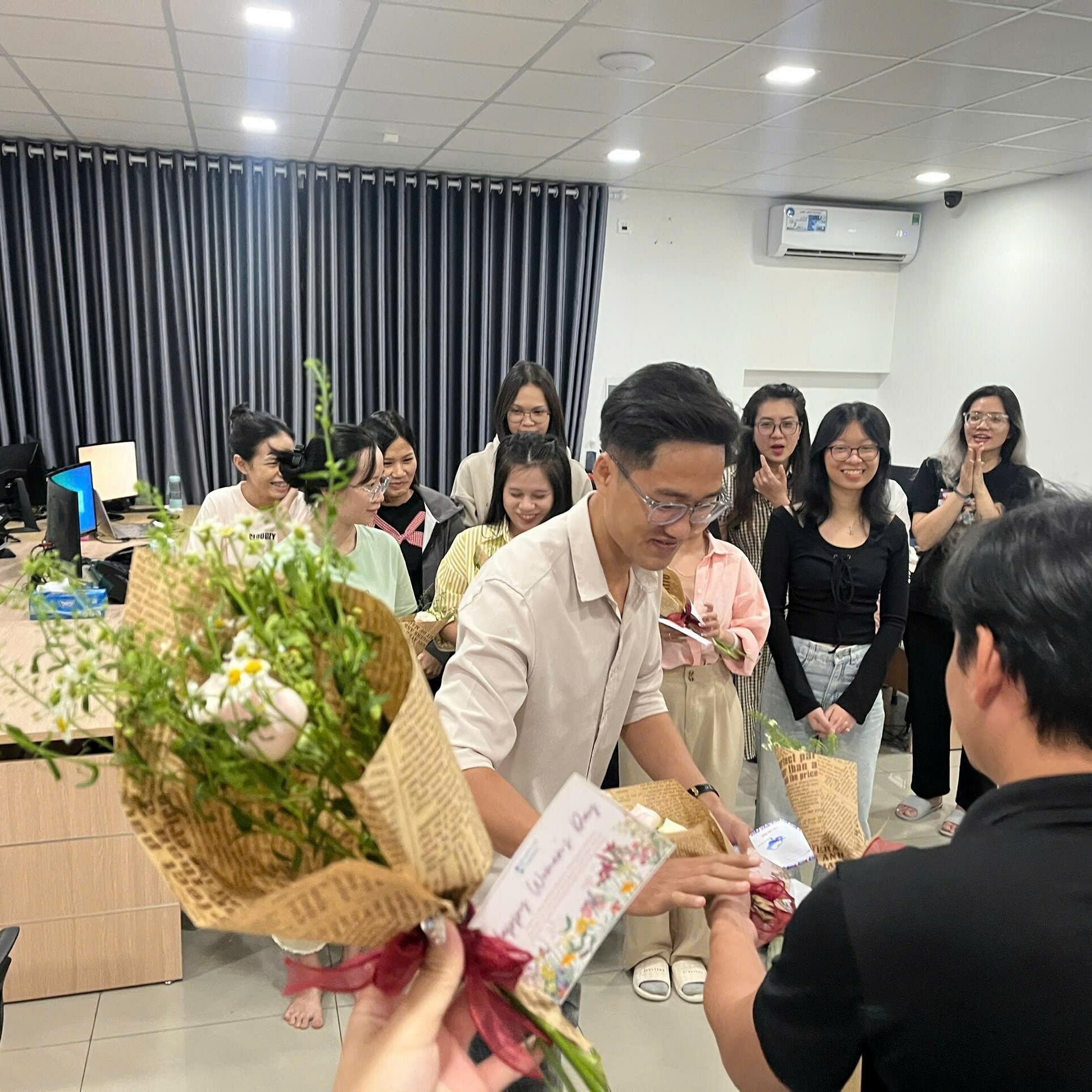 WORLDCRAFT LOGISTICS 5