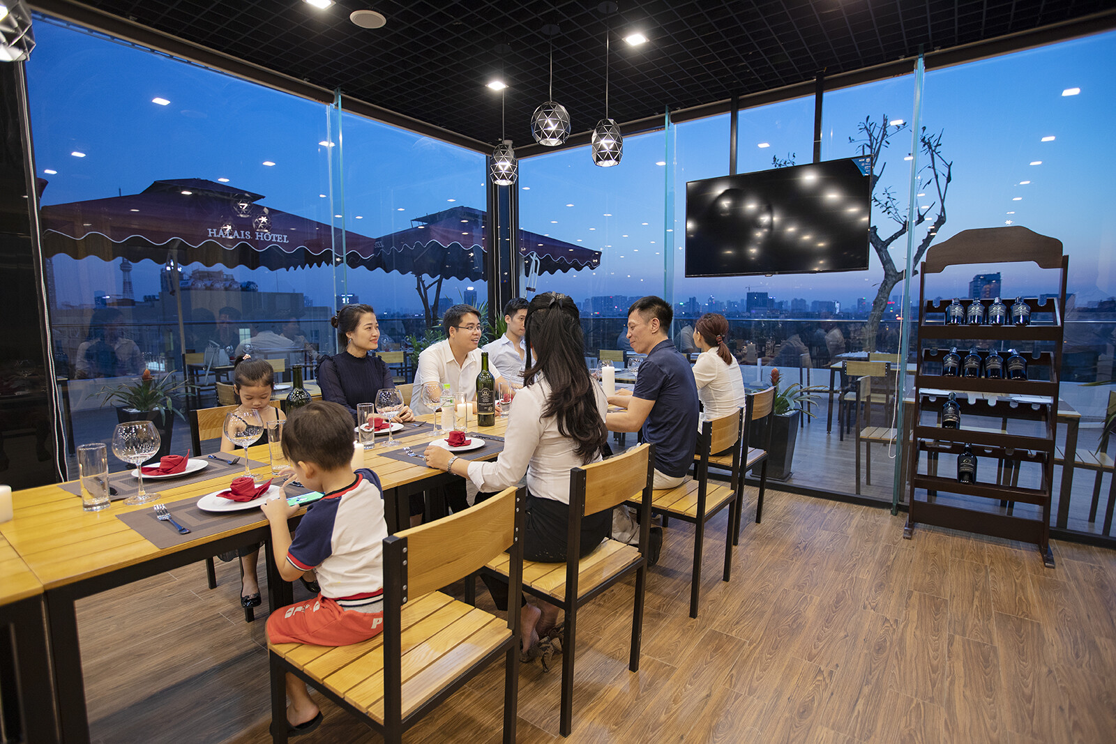 CÔNG TY TNHH MY HOTEL 2