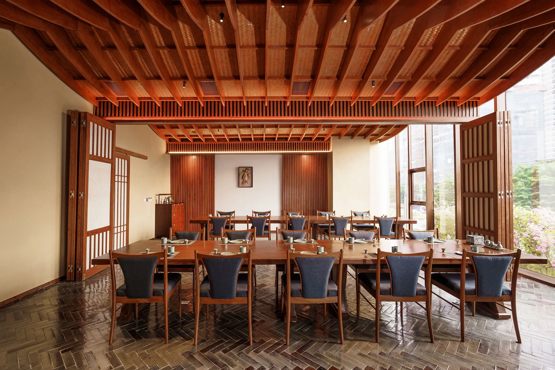 Linh Nhâm (Nhà Hàng Nhật Bản Kiến Đỏ Akaari) 8