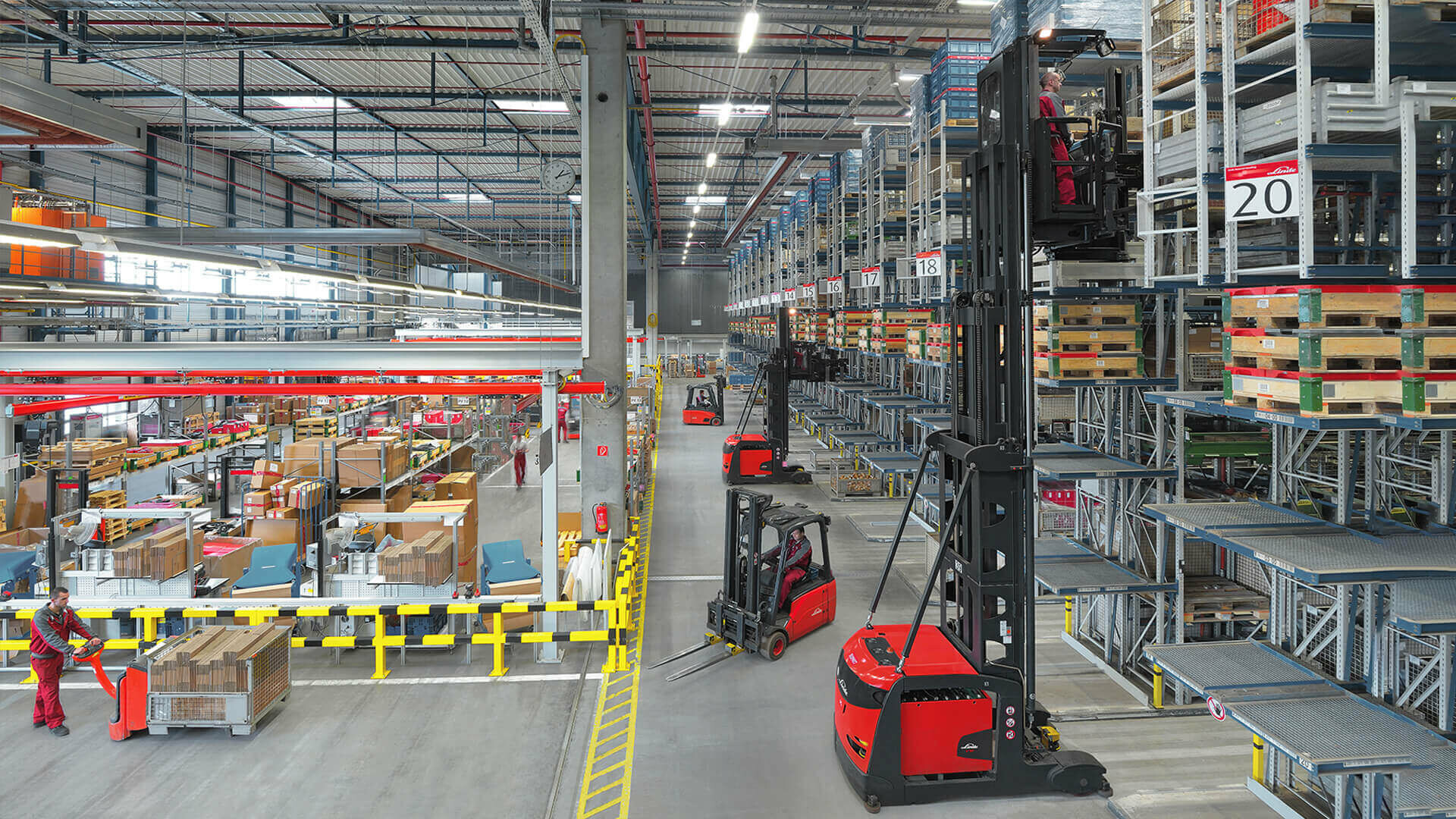 Xe Nâng Tín Quang 10