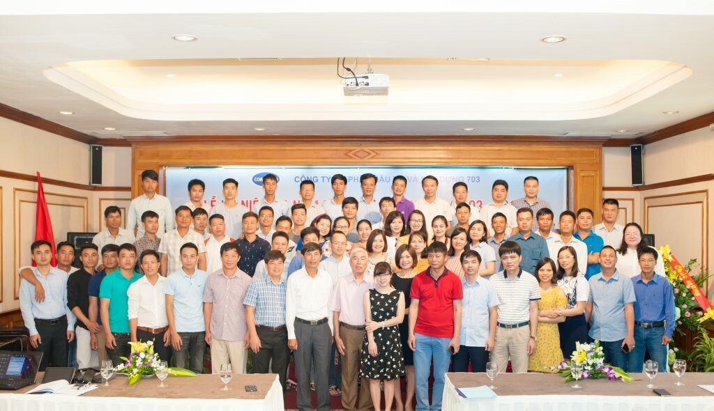 ĐẦU TƯ VÀ XÂY DỰNG 703 8