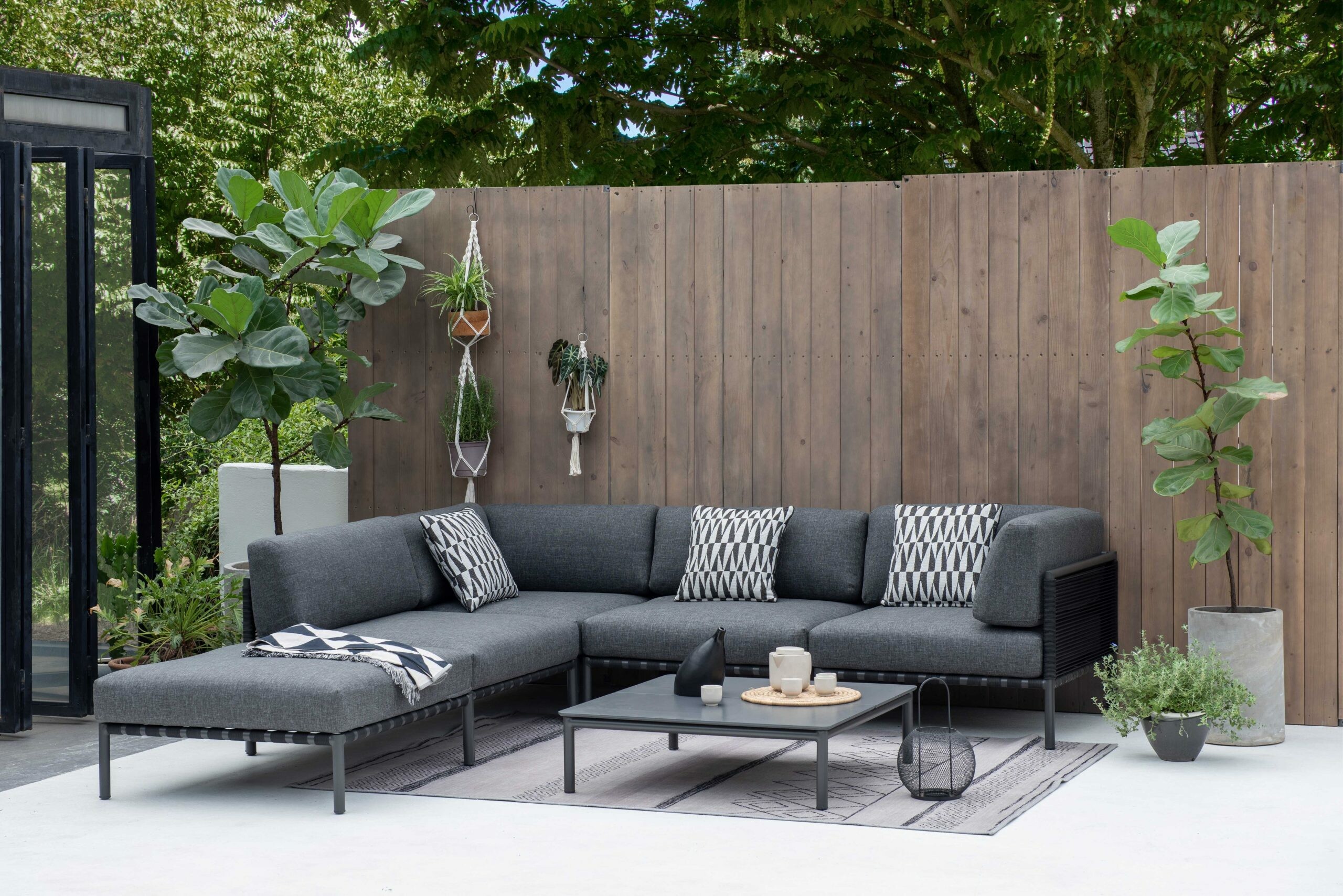 Công Ty Sản Xuất Và Thương Mại Việt Mỹ 9