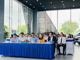 Vận Tải Hàng Không Miền Nam 8