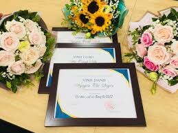 Công Ty Cổ Phần Nhân Lực Và Thương Mại ELOG GROUP 4