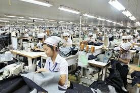 May Mặc Sản Xuất Quang Thái 1