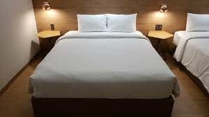 Khách sạn The Luxe Hotel 3