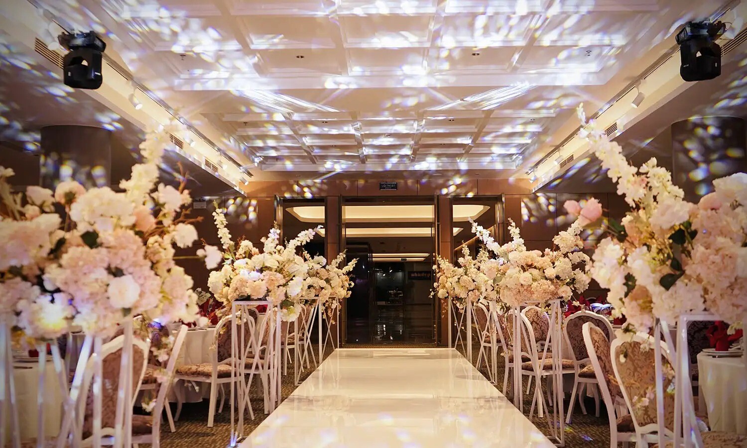 THE ONE_Công ty TNHH tổ chức sự kiện Vạn Hoa 1