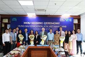 Giáo dục Hùng Hậu - HEDU 8