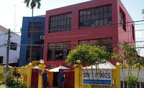 Smartkids International 10