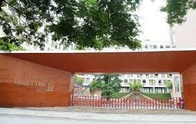 THCS và THPT Marrie Curie 5