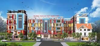 THCS và THPT Marrie Curie 4