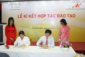 Đào Tạo Và Truyền Thông Quốc Tế MGK 7