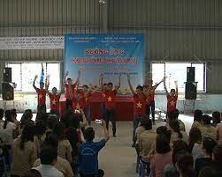 Julie Sandlau Việt Nam 7