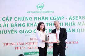 Mỹ Phẩm Việt Hương 5