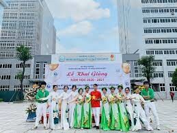 Đại học Kinh tế Kỹ thuật - Công nghiệp 3