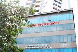 Đại học Nguyễn Trãi 10