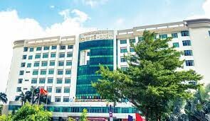 Đại học Kinh tế - Luật (ĐH Quốc gia TP.HCM) 10