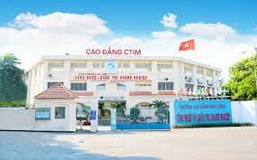 Cao đẳng Bán công Công nghệ và Quản trị doanh nghiệp 10