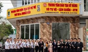 An Thống Nhất 10