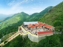 Ngọa Vân Yên Tử 5