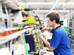 CƠ ĐIỆN - ĐIỆN TỬ VÀ THƯƠNG MẠI QUỐC TẾ 6