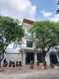 Đông Phương Plus 9