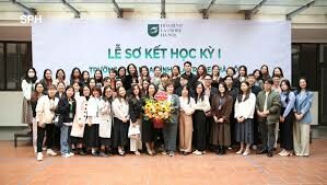 Hòa Bình – La Trobe 10