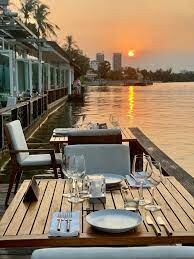 THE DECK SAIGON RESTAURANT 7