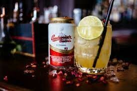 Công ty TNHH Phân Phối Quả Cầu Vàng 8