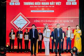 Thương hiệu Quốc tế 7