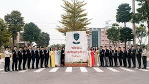 Trường Cao Đẳng Lý Thái Tổ 1