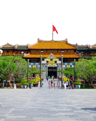 Thương Mại Và Du Lịch Lạc Việt 4