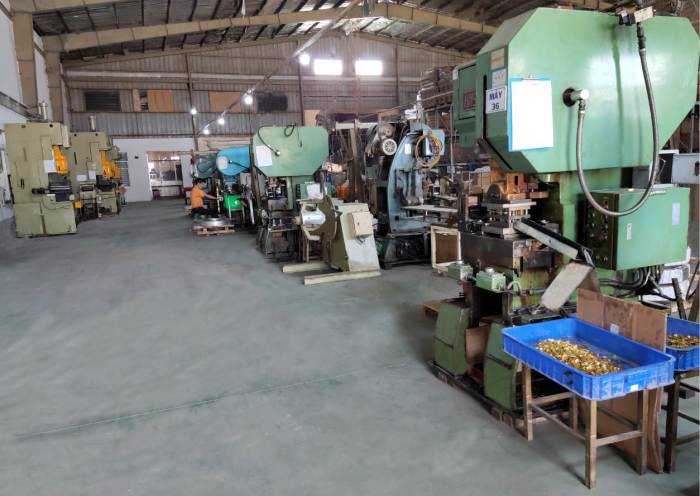 Thiết bị điện kim sang 7