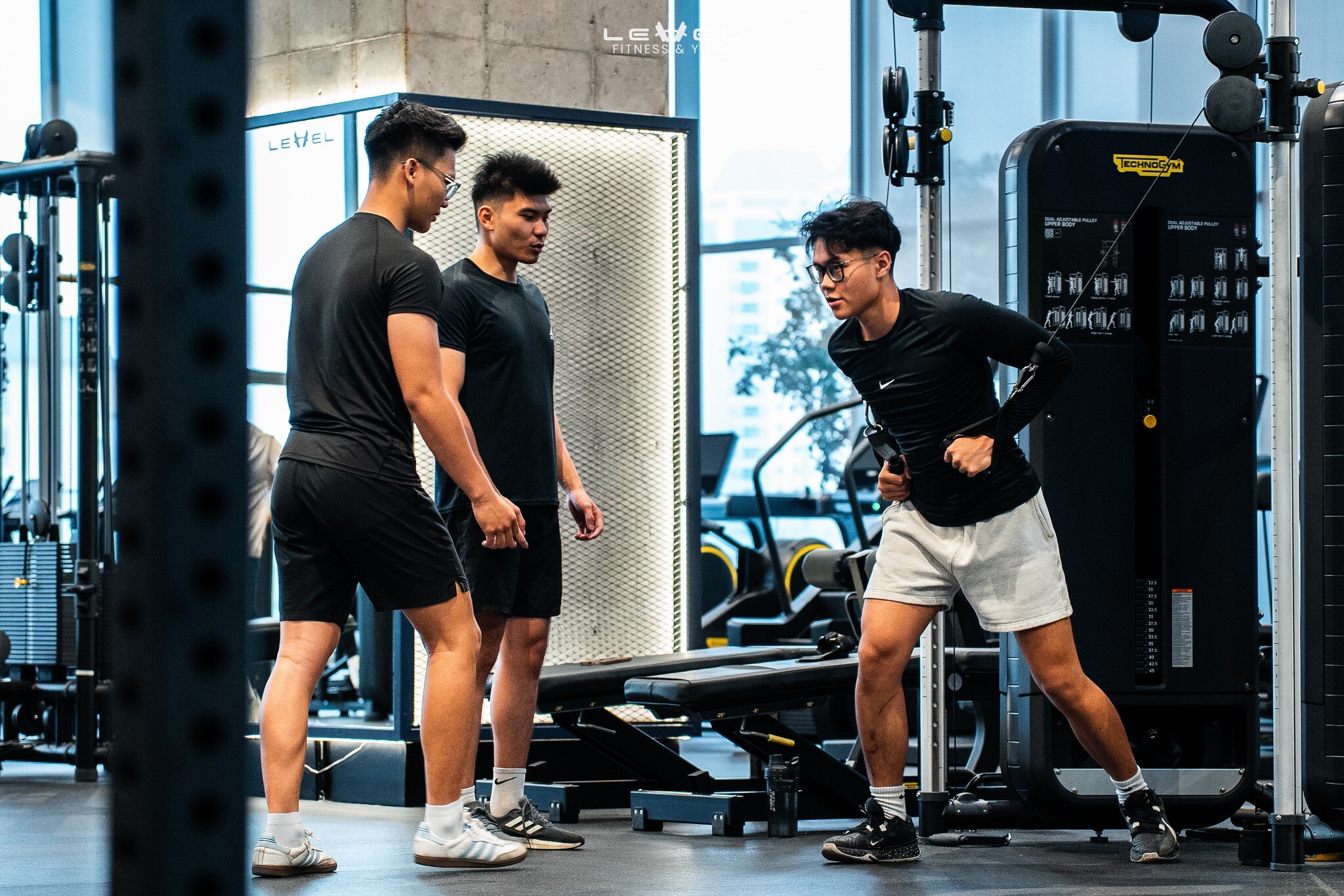 Level Fitness & Yoga 9