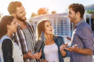 Top 5 trung tâm Tiếng anh giao tiếp uy tín ở quận 7 (2025)