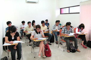 TOP 5 Trung Tâm Dạy Giao Tiếp Tiếng Hàn Uy Tín Tại Quận Gia Lâm (2025)