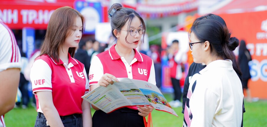 TOP 14 trường có ngành kinh tế nên học tại TP. HCM (2025)