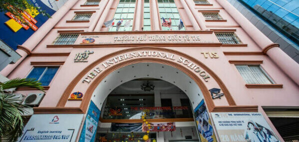 Review Trường Quốc Tế TIS: Chất lượng giáo dục chuẩn Quốc tế , học phí đáng học tại Hồ Chí Minh (2025)