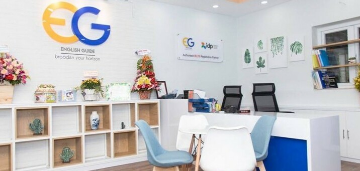 Review Trung tâm English Guide: Hướng dẫn tận tình cho người mất gốc (2025)