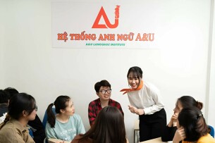 Review A&U Language Center: Phương pháp học ĐẢO NGƯỢC độc quyền (2025)